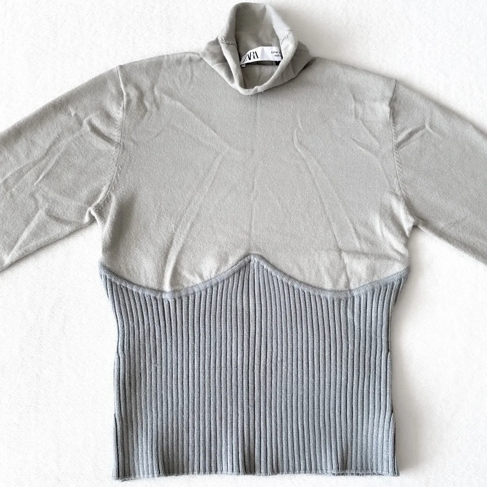 ZARA Colourblock turtleneck - Picture 8 of 8